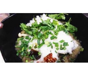 《美食控》前方高能！不麻不辣不烫的麻辣烫真的出现了！
