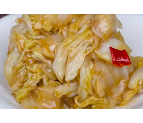 炒白菜，切记不要直接下锅，教你饭店不外传秘诀，脆嫩入味不出水