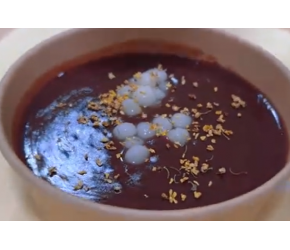 中国特色美食之桂花红豆沙小圆子
